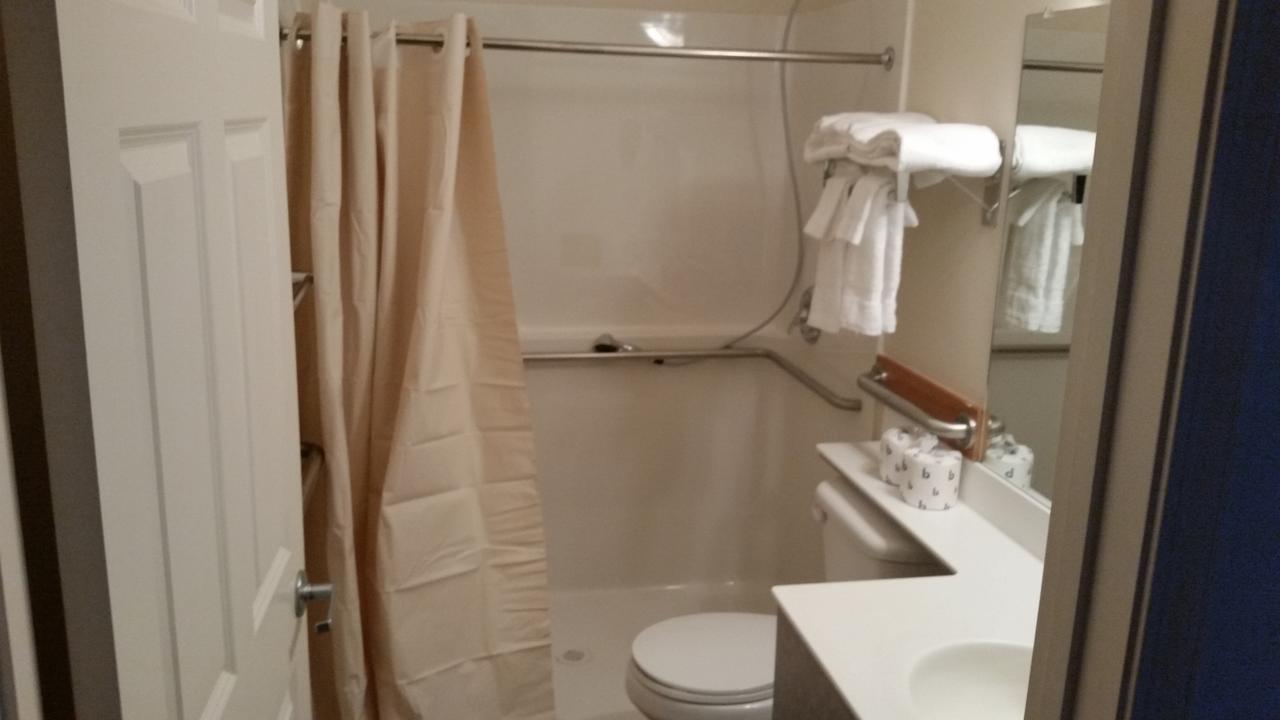 פרנדייל Orca Inn Suites מראה חיצוני תמונה