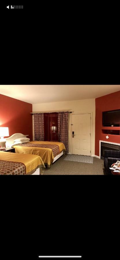 פרנדייל Orca Inn Suites מראה חיצוני תמונה
